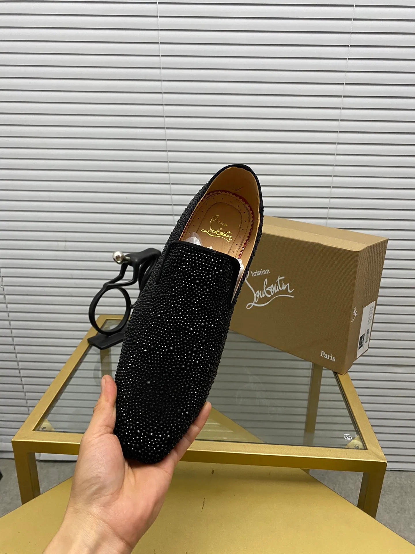 Made to order. Ex-factory price 520. christian louboutin (CL red sole shoes) counter series, casual sneakers for couples 📢 📢 📢 Exclusive hot style release 🎈🎈💪 Movable latex feet 👻 Finished outsole line [Proud] 😝Female 35-40# Male 38#-46, global supply😝 [Top version]: Original imported genuine leather upper, top original leather lining, original molded TPU outsole, original 1:1 detail processing, original shoe last,